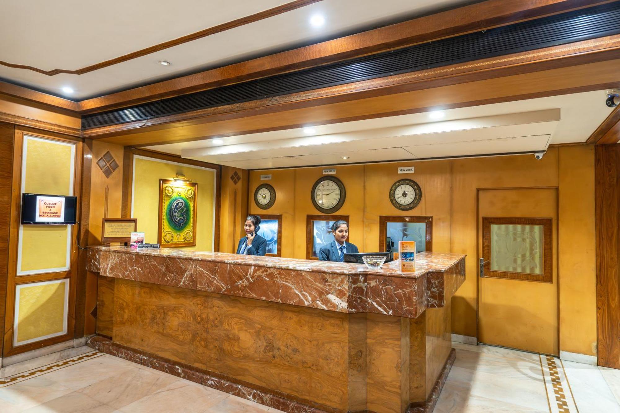 Rāipur Hotel Mayura מראה חיצוני תמונה