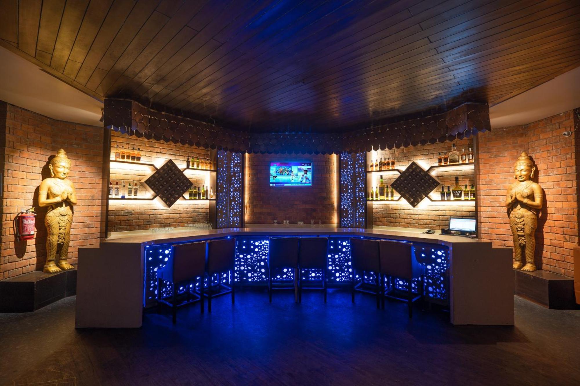Rāipur Hotel Mayura מראה חיצוני תמונה